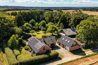 Landejendom på Kildehøjvej 1, Nørre Vissing, 8660 Skanderborg