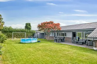 Villa på Langøvænget 37, True, 8381 Tilst