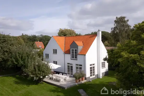 Villa på Hegnsvej 10, 2850 Nærum