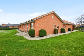 Villa på Museumsvej 10, Glud, 7130 Juelsminde