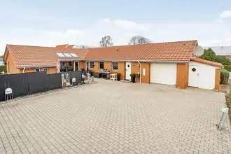 Villa på Museumsvej 10, Glud, 7130 Juelsminde