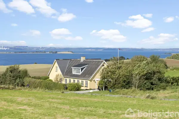 Villa på Søndre Molsvej 11, 8420 Knebel