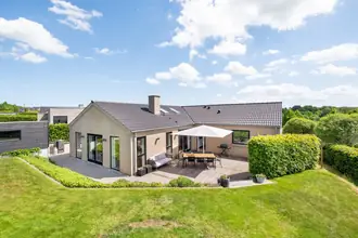 Villa på Elverhøjen 94, 8370 Hadsten