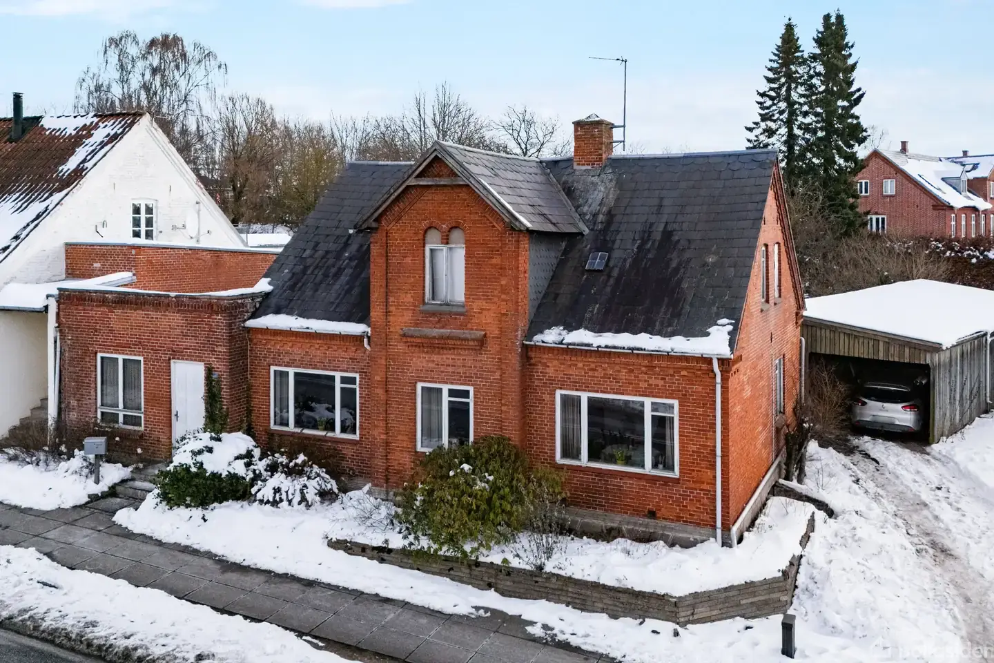 Plads og potentiale på Bredgade – villa med fleksibel indretning