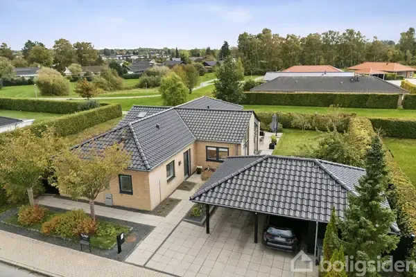 Villa på Møllemoseparken 70, 3450 Allerød