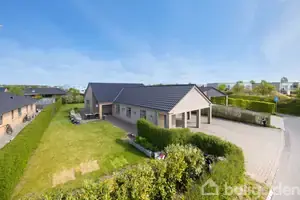 Villa på Østervænget 14, 8381 Tilst
