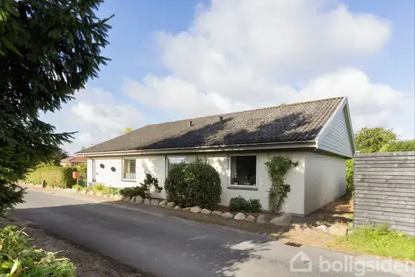 Villa på Rønnevej 4, 5883 Oure