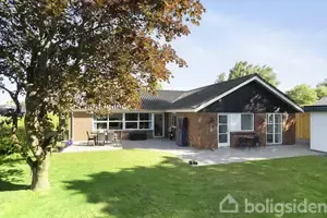 Villa på Svanlevvej 55, 8361 Hasselager
