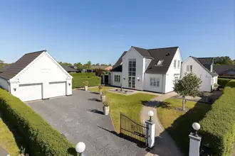Villa på Ravnsøparken 10, 9700 Brønderslev