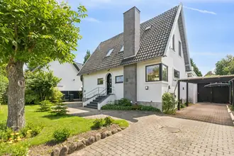 Villa på Ahornvej 5, 2830 Virum