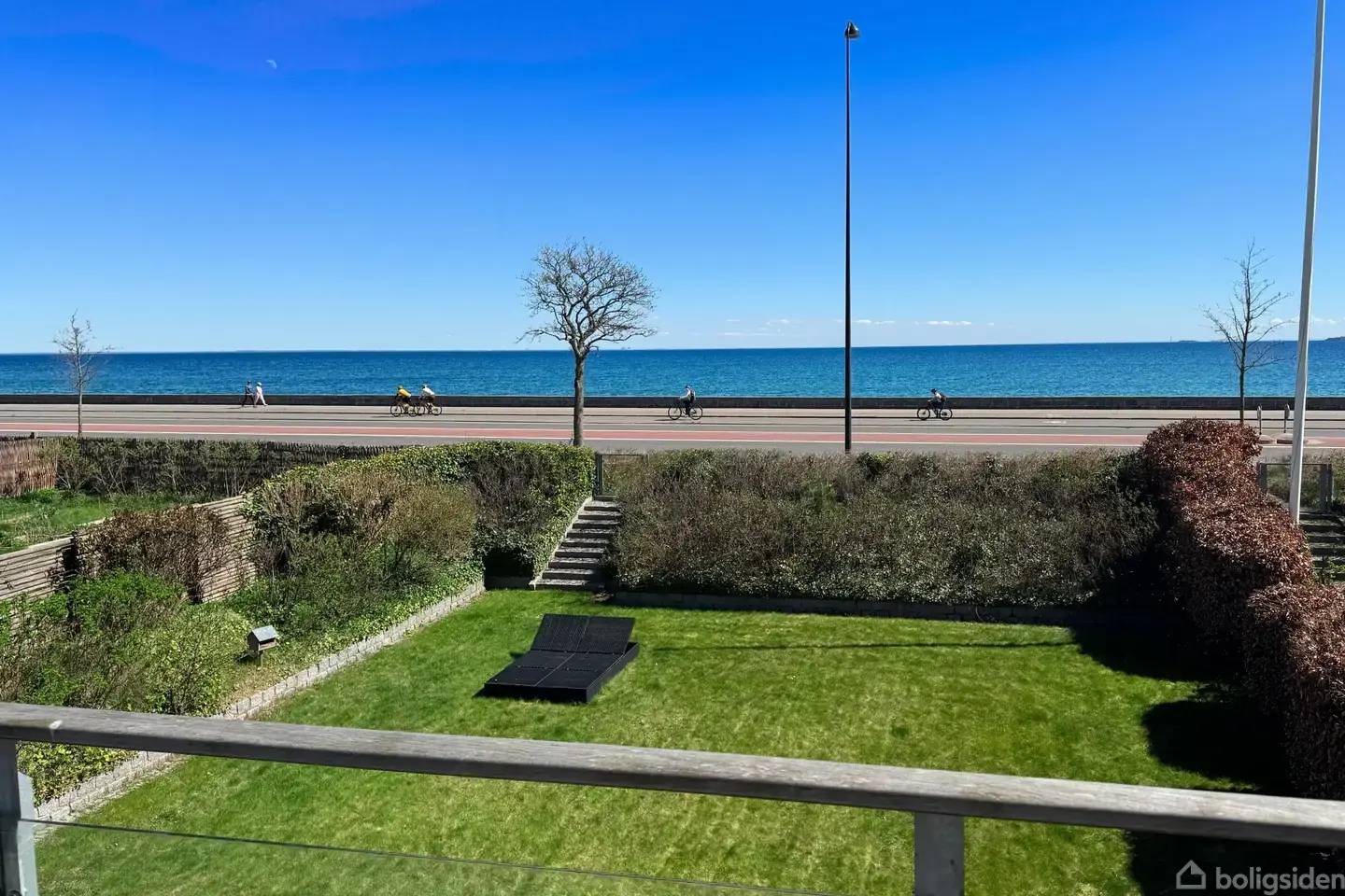 CHARLOTTENLUND - FØRSTE RÆKKE TIL ØRESUND - Visning 3