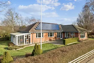 Villa på Trædenvej 8, Træden, 8740 Brædstrup