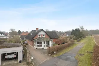 Villa på Gadensvej 1, Hørby, 9300 Sæby