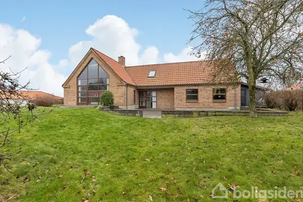 Villa på Hans Egedes Vej 40, 9600 Aars