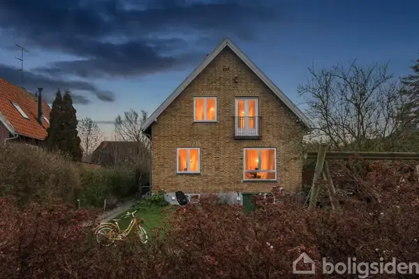 Villalejlighed på Hellestedvej 8, 1., 2700 Brønshøj