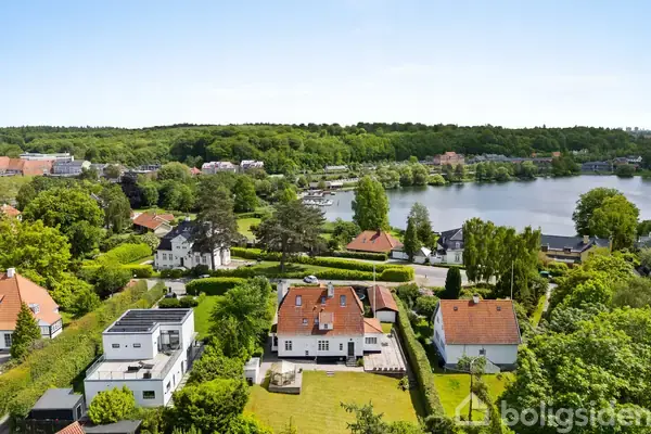 Villa på Gl. Dronninggårds Alle 18, 2840 Holte