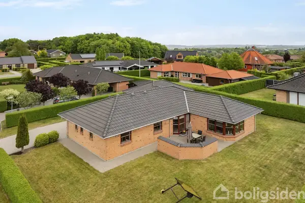 Villa på Hulvejen 152, 9530 Støvring