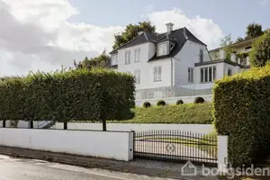 Villa på Strandvejen 57, 7120 Vejle Øst