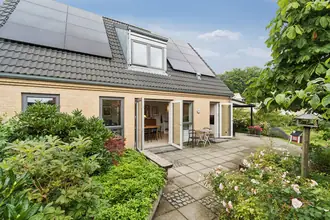 Villa på Kastanievej 36, Øverød, 2840 Holte