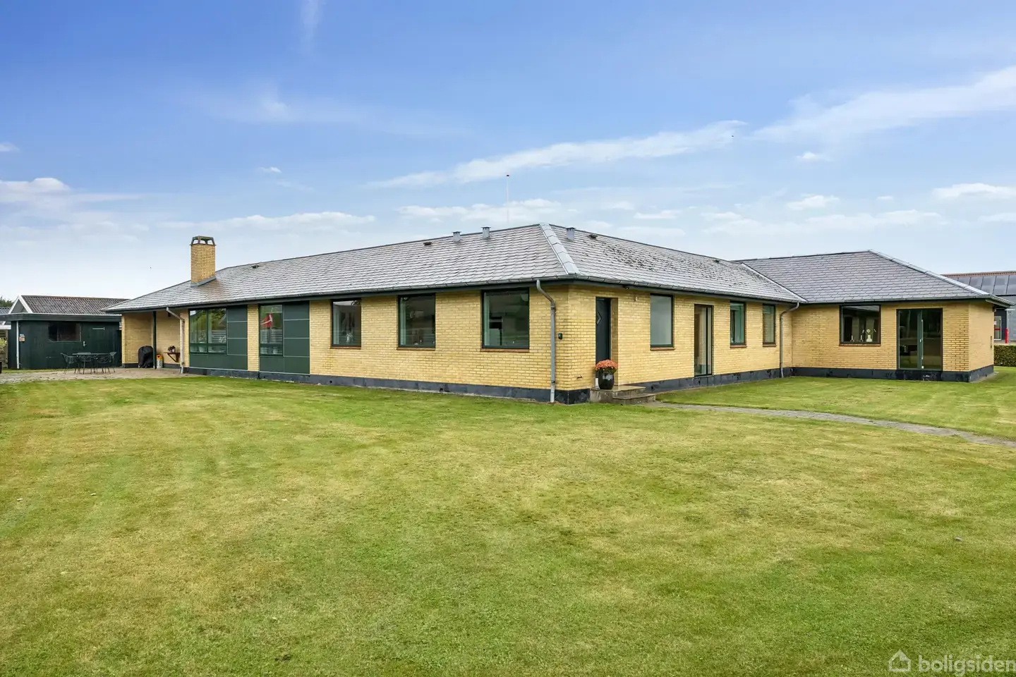 Stor og moderniseret villa med mange muligheder! – pohled 2