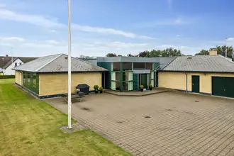 Villa på Tved Bygade 49, 8420 Knebel