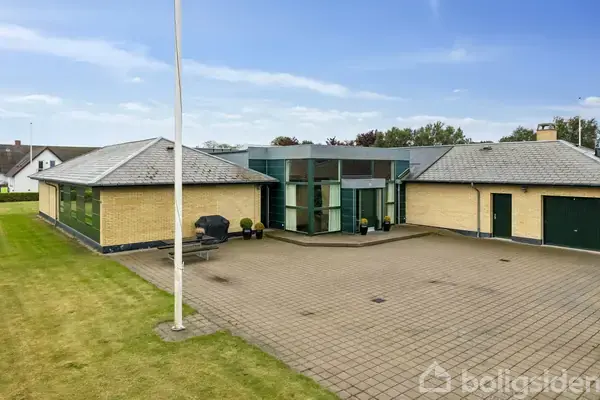 Villa på Tved Bygade 49, 8420 Knebel