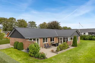Villa på Tværtoften 59, Lind, 7400 Herning