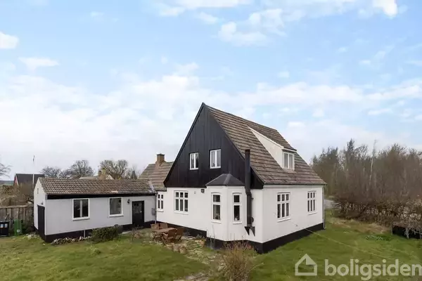 Villa på Østre Sømarksvej 6, 3720 Aakirkeby
