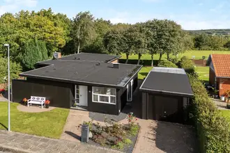 Villa på Bakkevænget 12, Tjørring, 7400 Herning