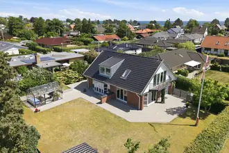 Villa på Åbuen 6, 2690 Karlslunde