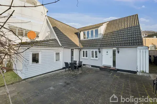 Villa på Bodalsvej 3, 8680 Ry