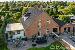 Villa på Ibisvej 6, 3120 Dronningmølle