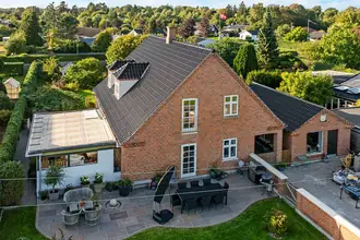 Villa på Ibisvej 6, 3120 Dronningmølle