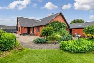 Villa på Hingebjergvej 20, Tvis, 7500 Holstebro