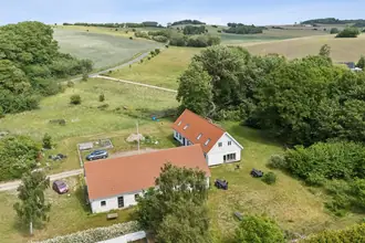 Casă, 448 m²