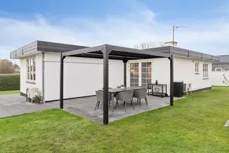 Fritidshus på Svalemosevej 29, 4671 Strøby