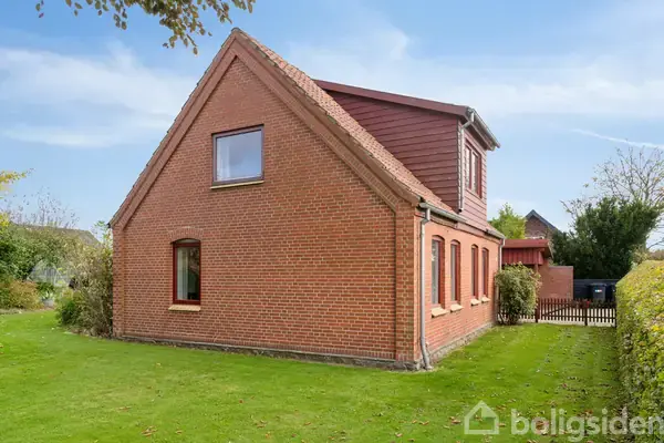 Villa på Viborgvej 894, 8471 Sabro