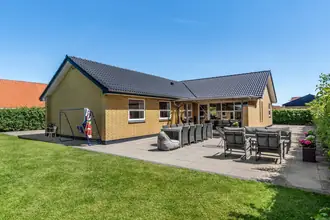 Villa på Vølundsvej 14, 7500 Holstebro