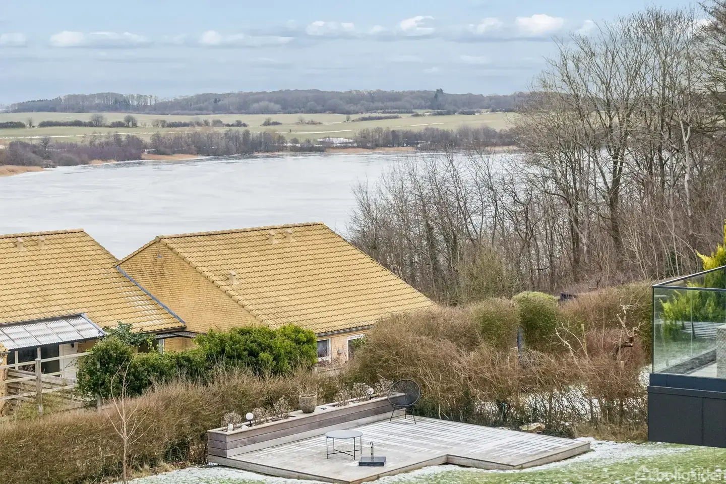 Totalrenoveret familievenlig udsigtsvilla i Stilling/Gram