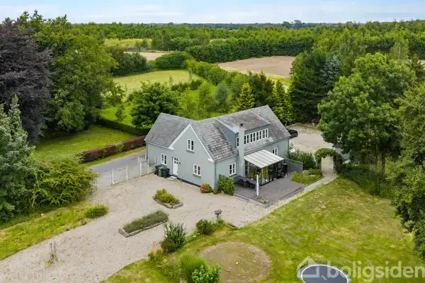 Landejendom på Vesterskovvej 1, 5792 Årslev