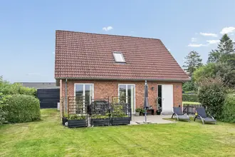 Villa på Søndergade 141, 8620 Kjellerup