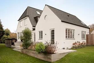 Villa på Olgasvej 8, 2950 Vedbæk