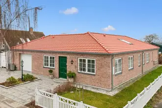 Villa på Rhodesiavej 44, 2770 Kastrup