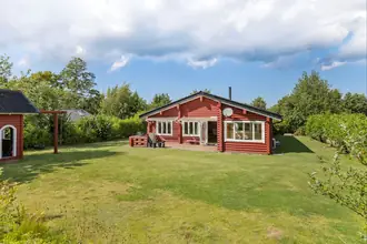 Fritidshus på Skovduevej 13, Villingerød, 3120 Dronningmølle