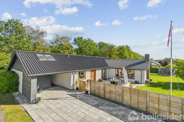 Villa på Hegely 59, 9320 Hjallerup