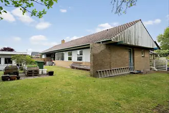 Villa på Hasselvej 21, 6705 Esbjerg Ø