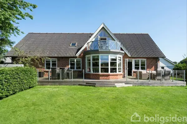 Landejendom på Hovvej 4, 6870 Ølgod
