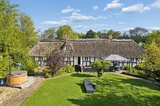 Villa på Solhøjvej 4, Torup, 8350 Hundslund