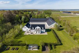 Landejendom på Nørholmsvej 121, 9000 Aalborg