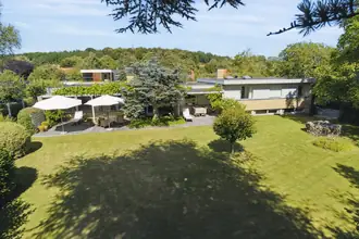 Villa på Holmebjerg 12, Trørød, 2950 Vedbæk